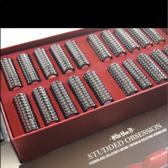 Kat Von D Studded Obsession Collector’s Edition. - Picture 2 of 5